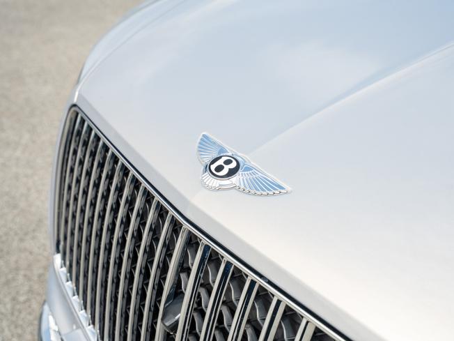 BENTLEY Bentayga Photo 39