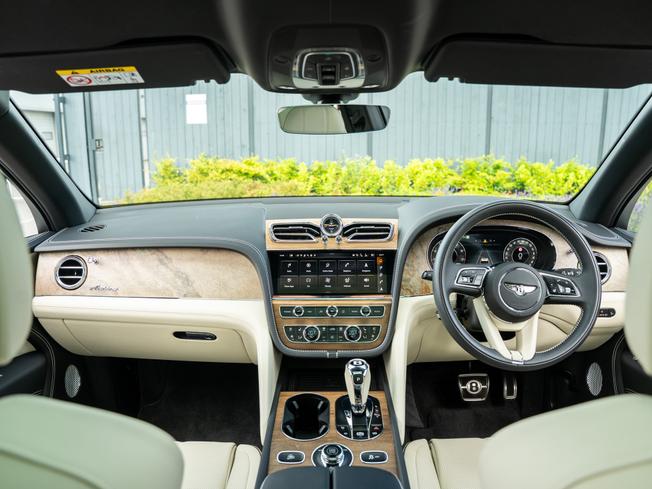 BENTLEY Bentayga Photo 4