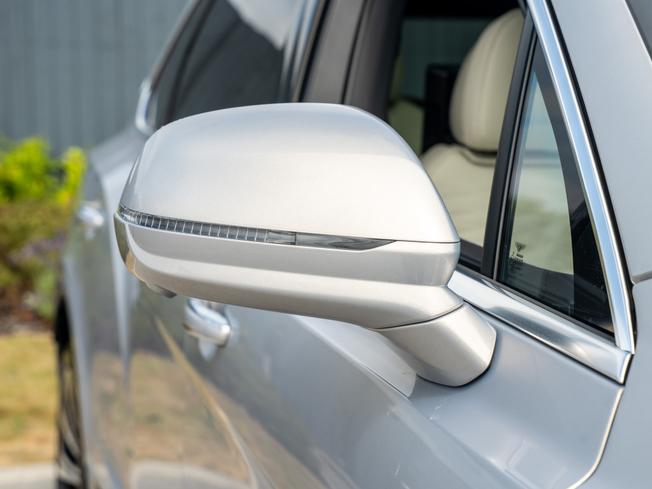 BENTLEY Bentayga Photo 40