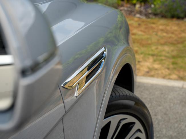 BENTLEY Bentayga Photo 45