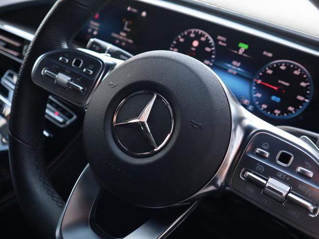 MERCEDES-BENZ Eqc Photo 14