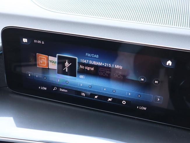 MERCEDES-BENZ Eqc Photo 30
