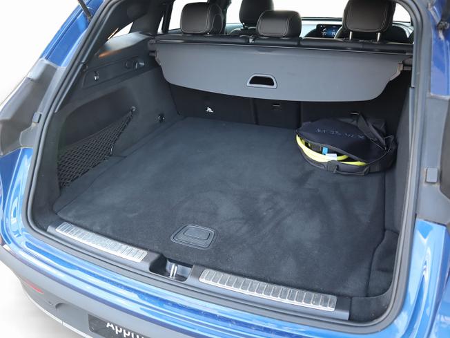 MERCEDES-BENZ Eqc Photo 8