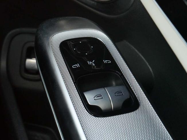 MERCEDES-BENZ Cle Photo 16