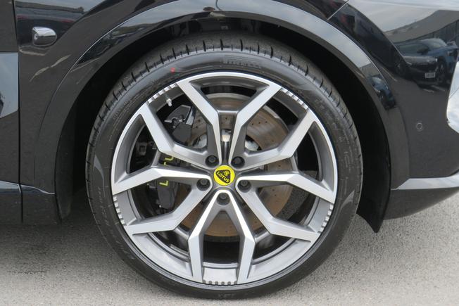 LOTUS Eletre Photo 26