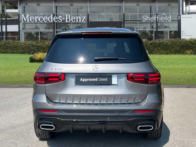 MERCEDES-BENZ GLB Photo 11