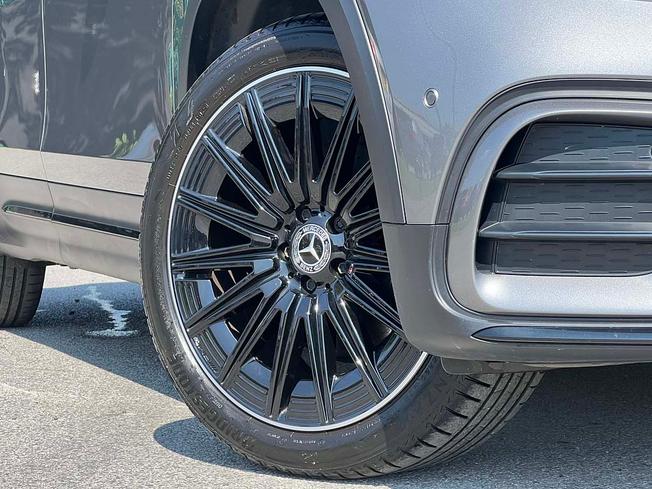 MERCEDES-BENZ GLB Photo 14