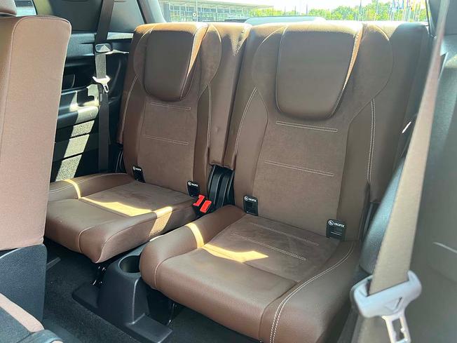MERCEDES-BENZ GLB Photo 25