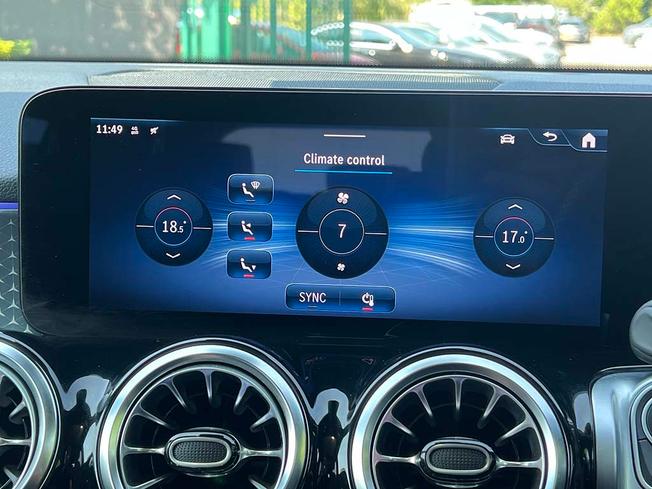 MERCEDES-BENZ GLB Photo 34