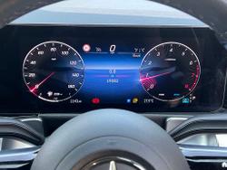 MERCEDES-BENZ GLB Photo 4