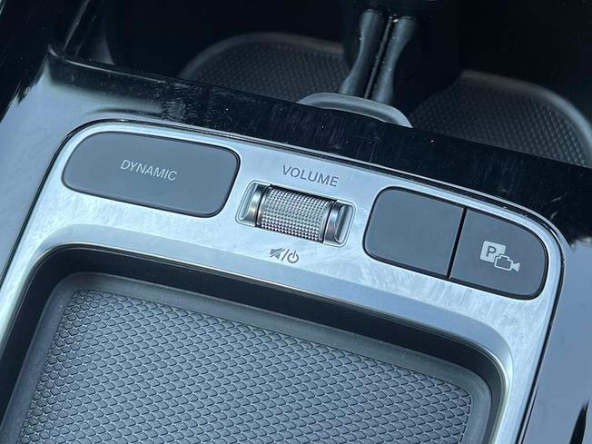 MERCEDES-BENZ GLB Photo 40