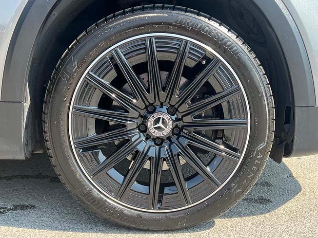 MERCEDES-BENZ GLB Photo 6