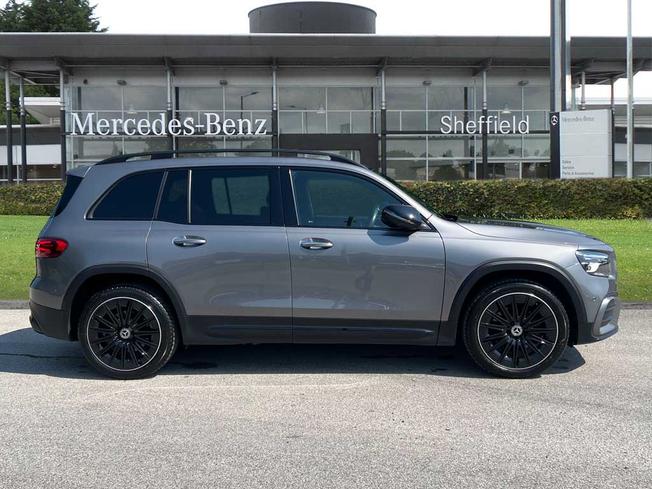 MERCEDES-BENZ GLB Photo 7
