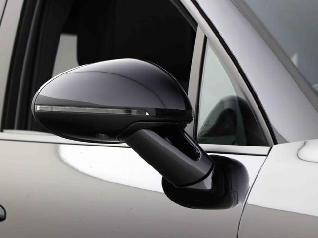 PORSCHE Macan Photo 13