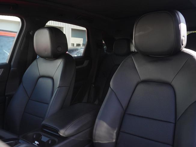 PORSCHE Cayenne Photo 11