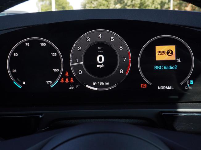 PORSCHE Cayenne Photo 17