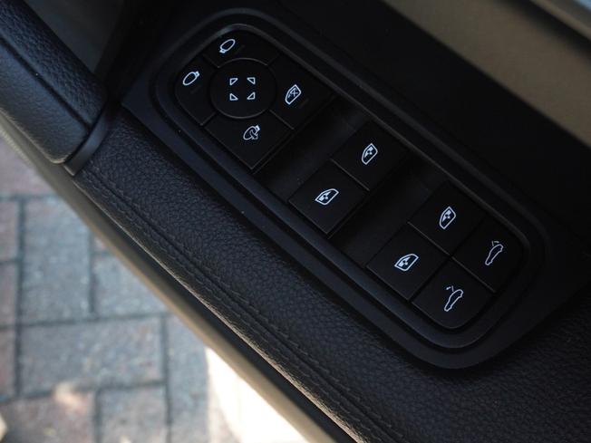 PORSCHE Cayenne Photo 25