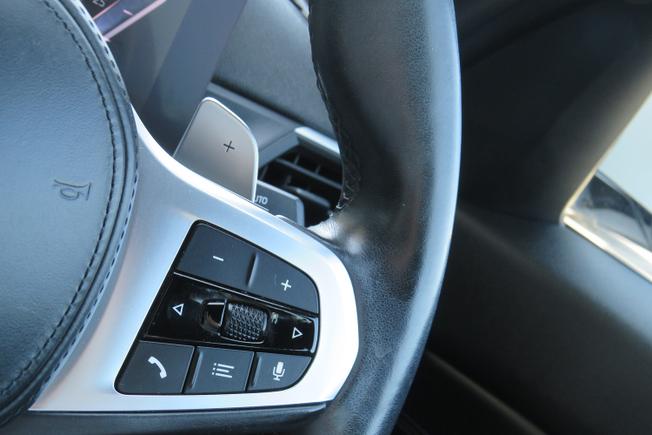BMW 3 Series Photo 13