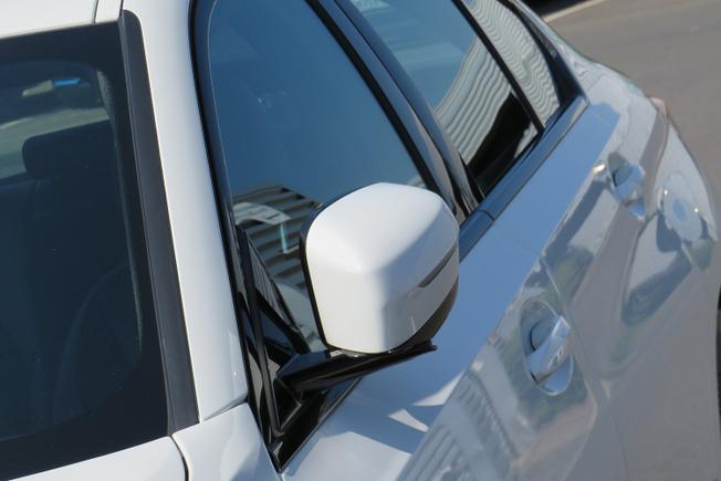 BMW 3 Series Photo 9