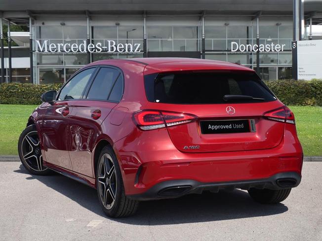 MERCEDES-BENZ A Class Photo 2