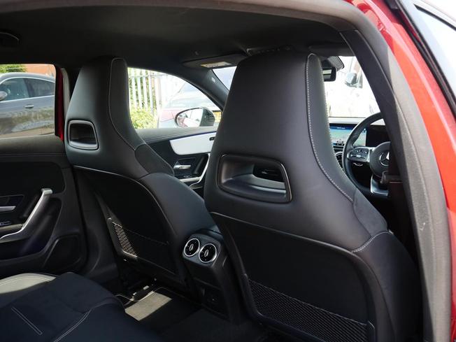 MERCEDES-BENZ A Class Photo 36