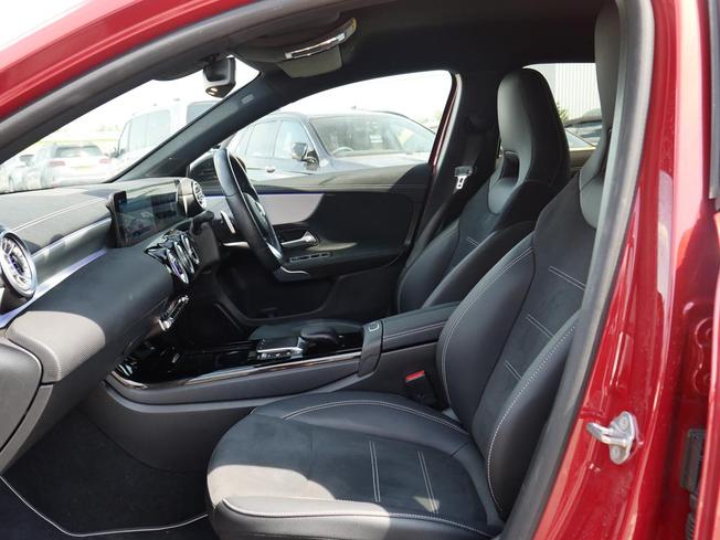 MERCEDES-BENZ A Class Photo 46