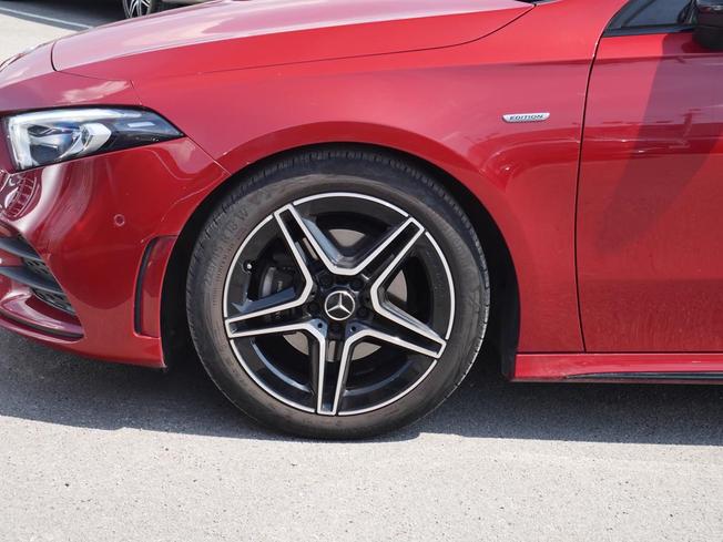 MERCEDES-BENZ A Class Photo 6