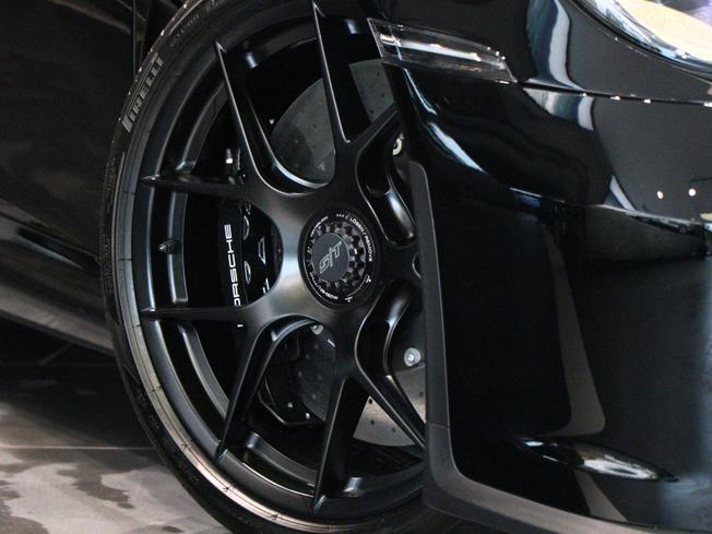 PORSCHE 911 Photo 12