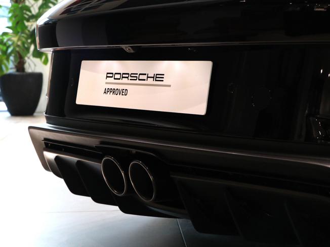 PORSCHE 911 Photo 36