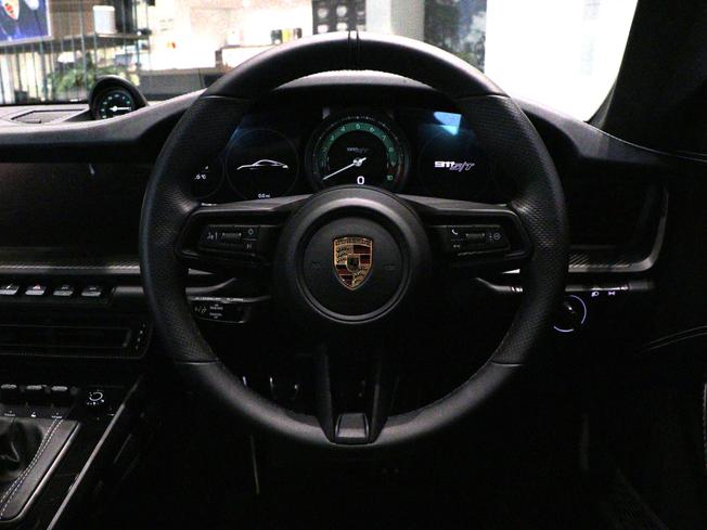 PORSCHE 911 Photo 45