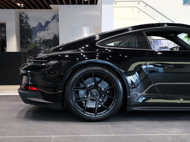 PORSCHE 911 Photo 48