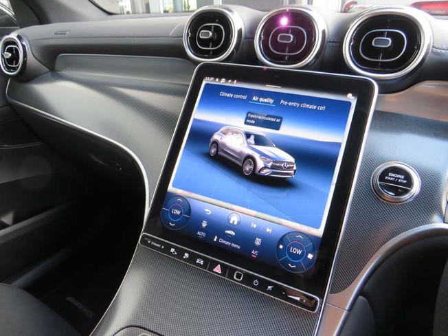 MERCEDES-BENZ Glc Photo 43