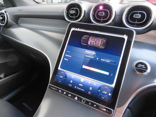 MERCEDES-BENZ Glc Photo 45