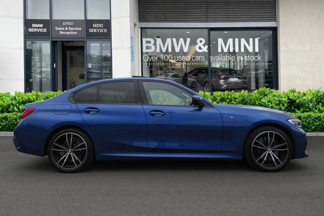 BMW 3 Series Photo 3