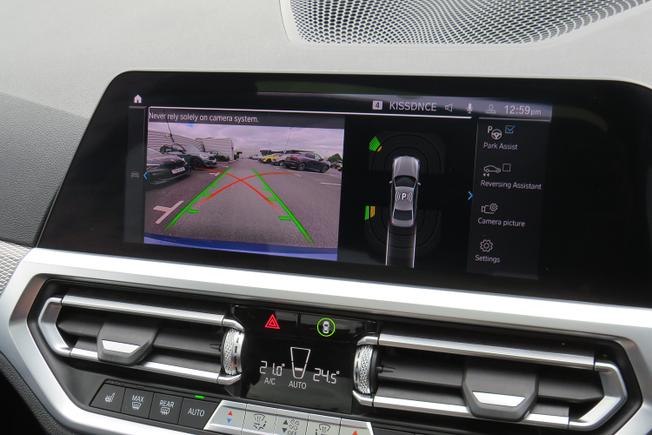 BMW 3 Series Photo 30