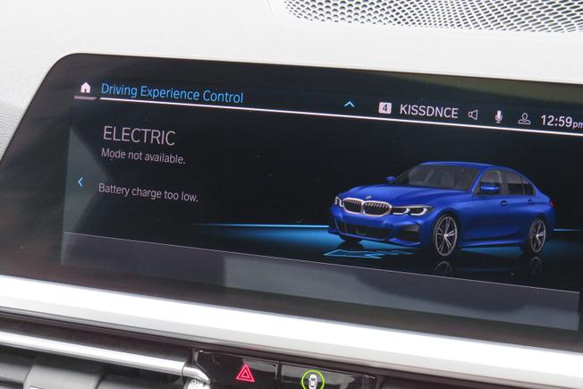 BMW 3 Series Photo 38