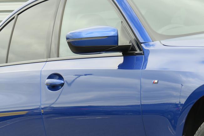 BMW 3 Series Photo 7