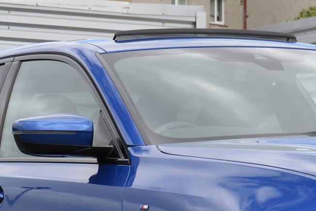 BMW 3 Series Photo 8