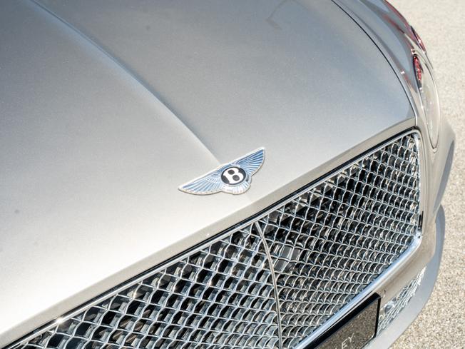BENTLEY Continental Photo 39