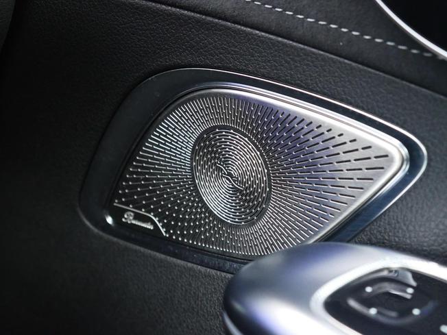 MERCEDES-BENZ Eqe Photo 16