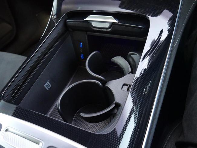 MERCEDES-BENZ Eqe Photo 19