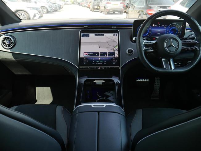 MERCEDES-BENZ Eqe Photo 5