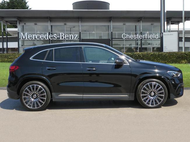 MERCEDES-BENZ GLA Photo 7