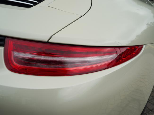 PORSCHE 911 Photo 28