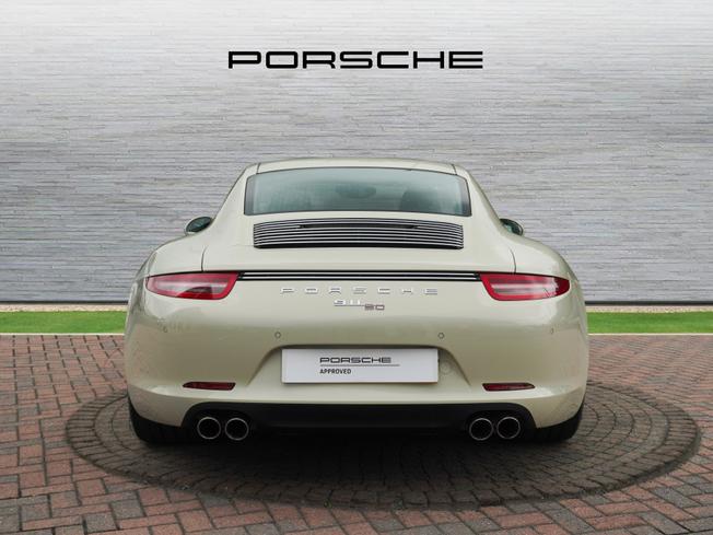 PORSCHE 911 Photo 4