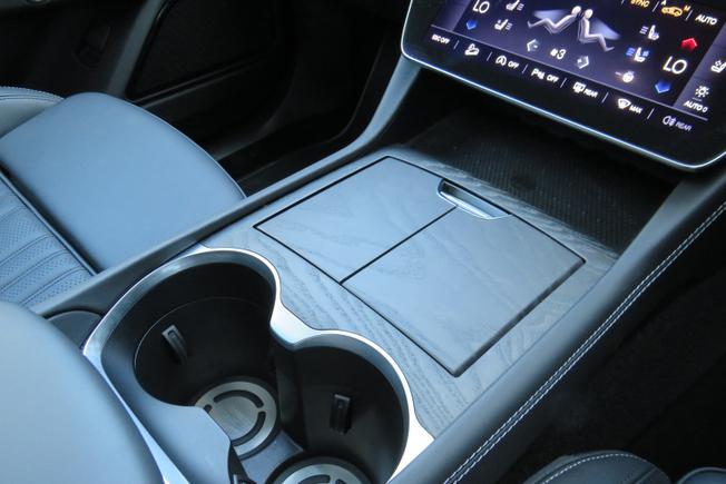 MASERATI Grecale Photo 37