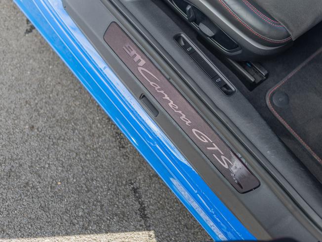 PORSCHE 911 Photo 29