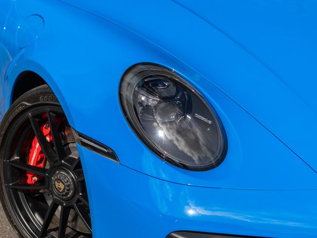 PORSCHE 911 Photo 34