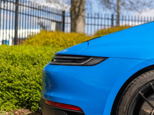 PORSCHE 911 Photo 36