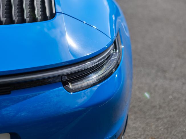 PORSCHE 911 Photo 37